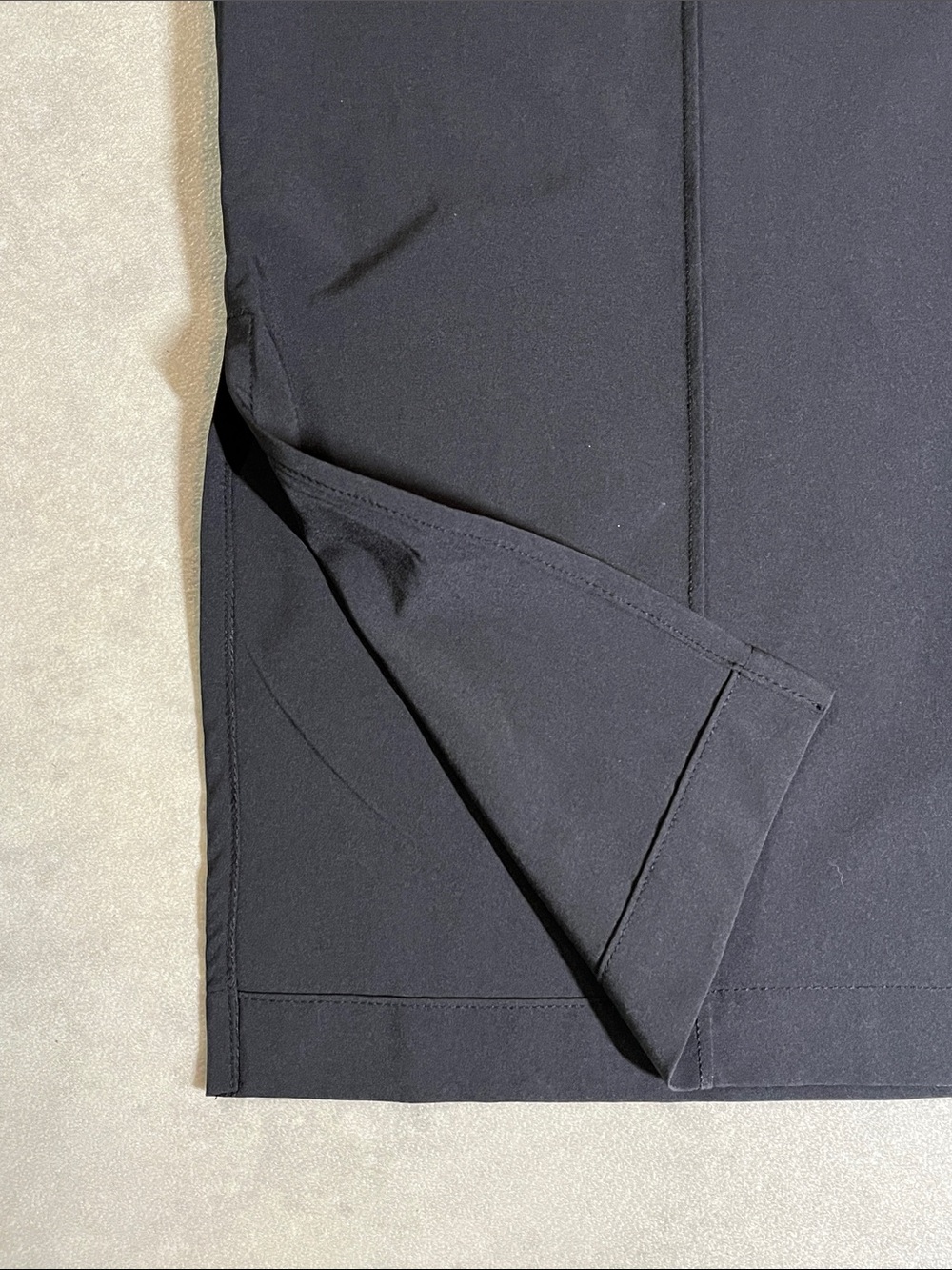 NEW GAP Black Athletic Pants
Large long
Lightweight stretch
$89.95 retail - Picture 5 of 11